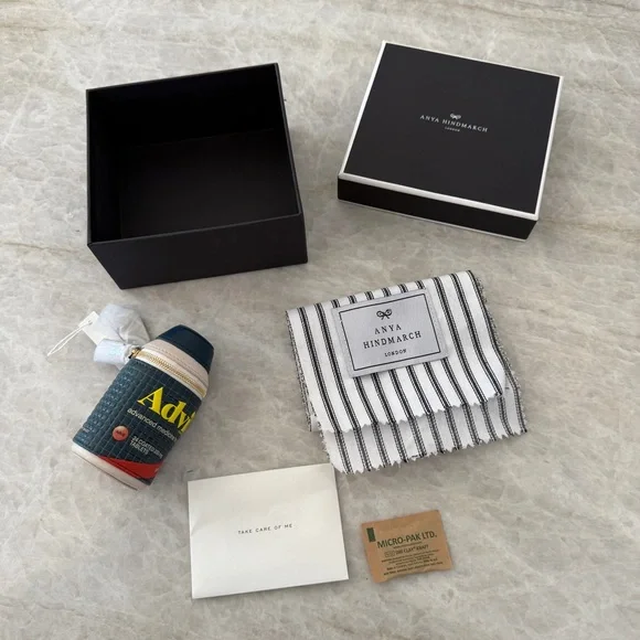 Anya Hindmarch Brands Ad Vil Coin Purse Bag Charm Keychain - Picture 2 of 10